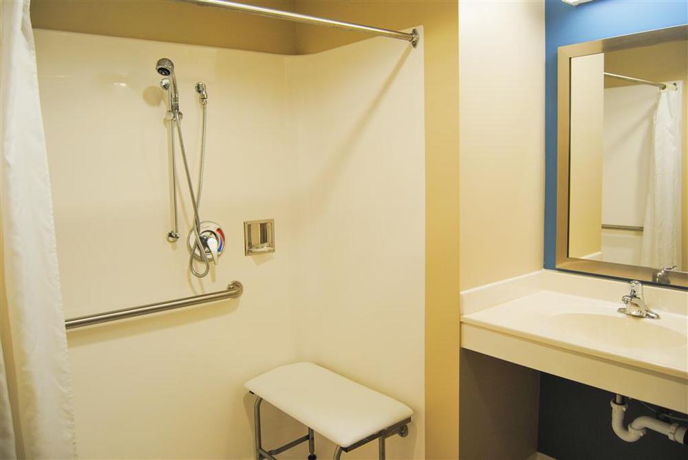 Americas Best Value Inn & Suites St Clairsville Wheeling St. Clairsville Quarto foto